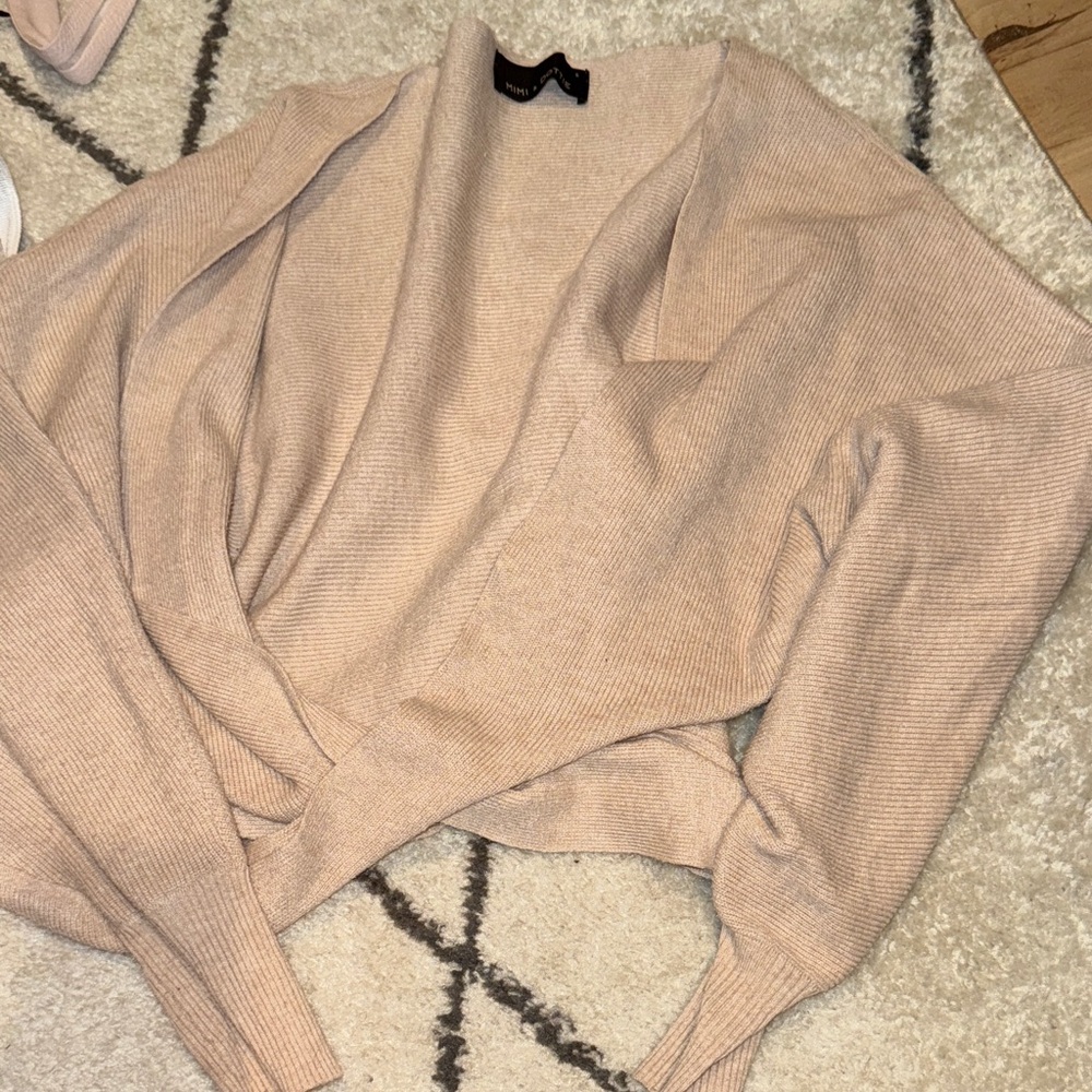 Stylish Beige Women's Sweater